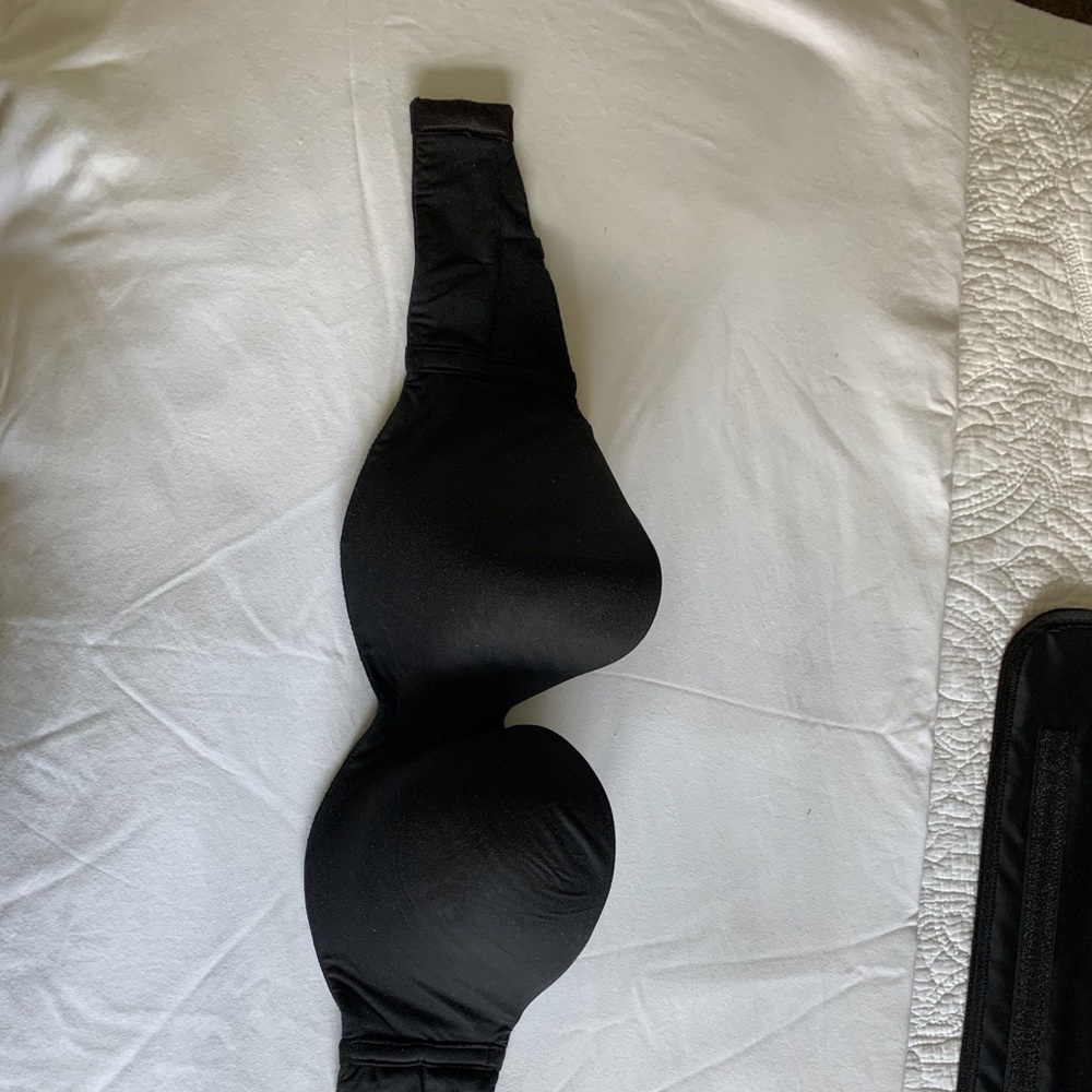 Victoria Secret strapless Bra